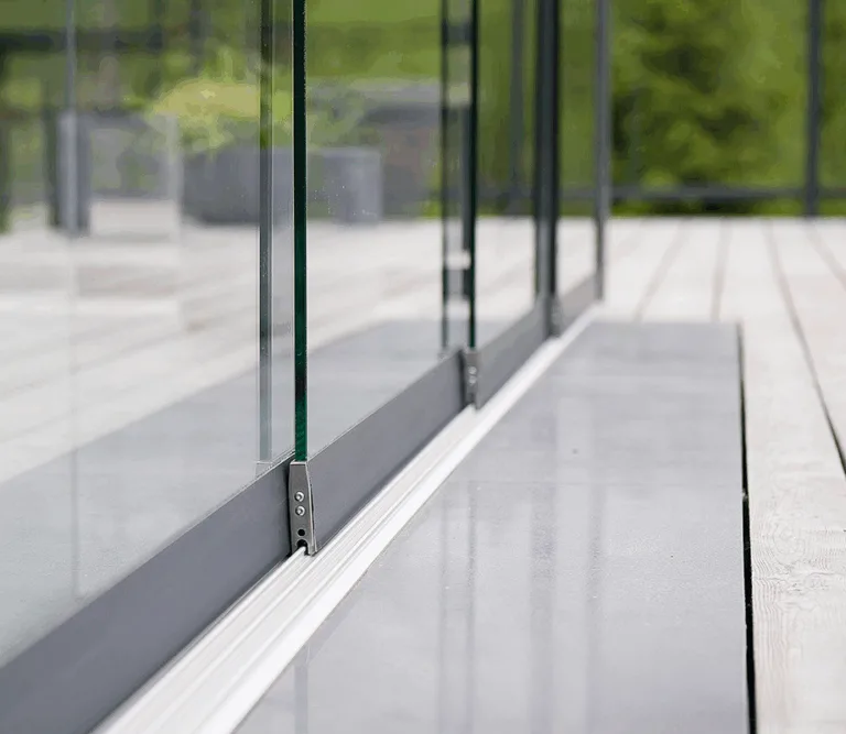 Ganzglas Schiebeanlage
